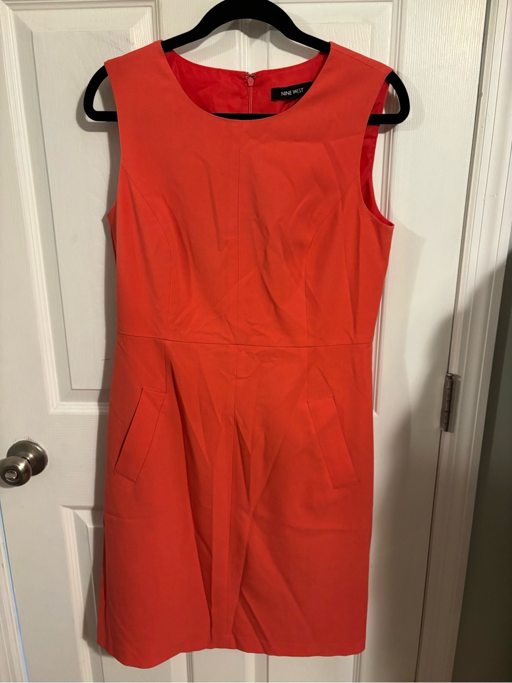 😍Nine West Coral-Orange Sleeveless Sheath Dress Size 8
